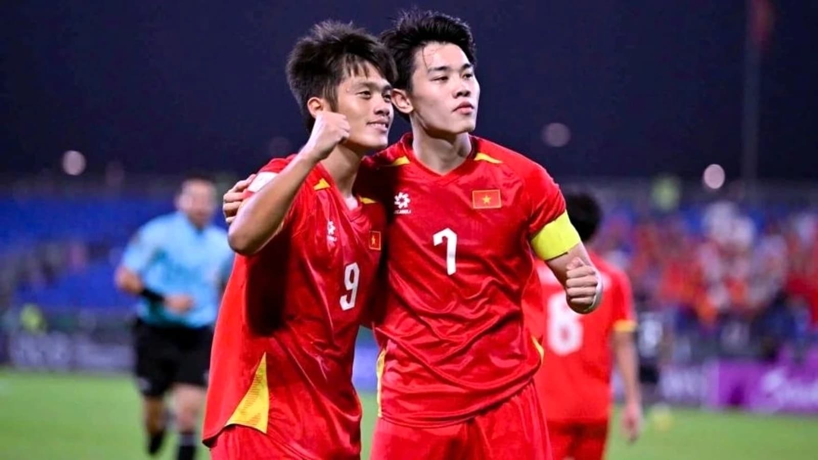 Hồ Sơ NH97-1YMLR8Z: Chờ Kiểm Tra Tư Liệu